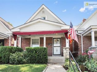 2723 Jarboe St, Kansas City, MO 64108