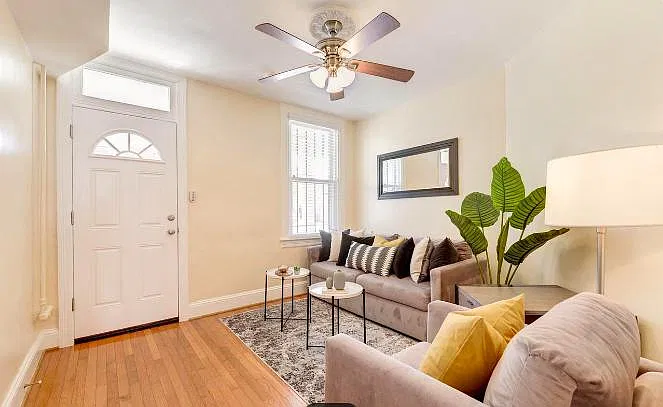 3 bed, 930 sqft, $3,000 — Photo 4
