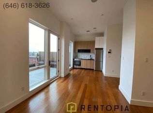 210 Green St #6D, Brooklyn, NY 11222