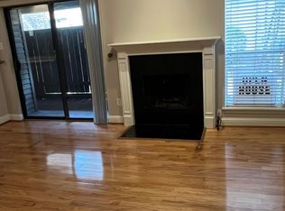2025 Augusta Dr APT 801, Houston, TX 77057