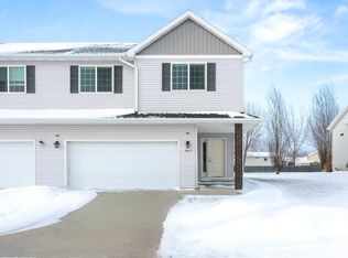 3611 15th St S, Moorhead, MN