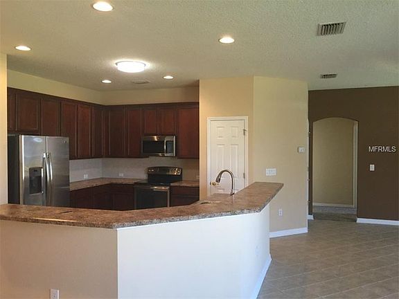 4th image of 12423 Bramfield Dr