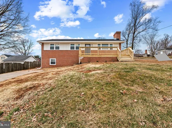 5903 Hilltop Ave, Baltimore, MD 21207