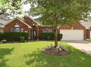 17007 Catskill Bluff Ln, Houston, TX 77095