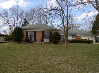 6485 Freeport Dr, Dayton, OH 45415