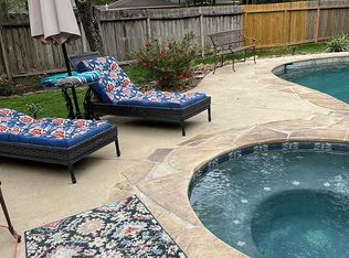 6 E Torch Pine Cir, Spring, TX 77381