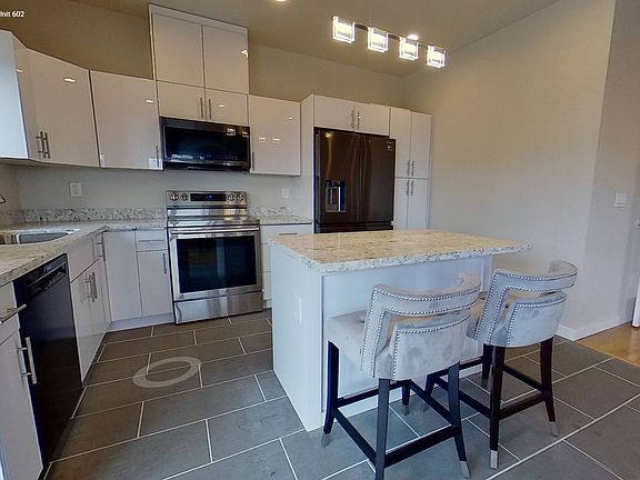 4th image of 4521 8th Ave NE #602