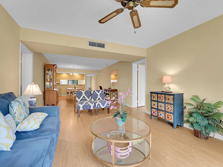 2001 Marina Isle Way #203 — Photo 13