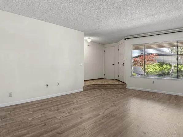 622 N Ahwanee Ter, Sunnyvale, CA 94085
