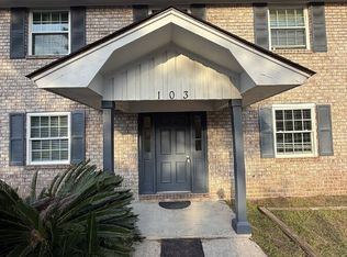 103 Woodhouse Ln APT B, Savannah, GA 31406
