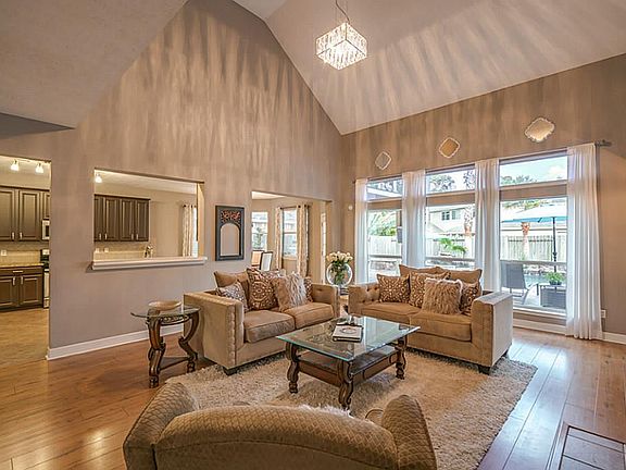 5th image of 5627 Capella Park Dr