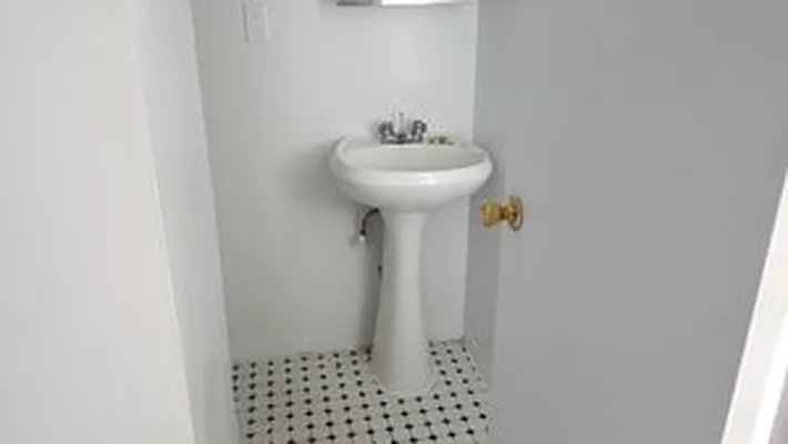 Rented by Landmine Realty LLC | media 22