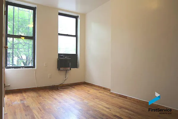 Rented by FirstService Realty (legacy) | media 11