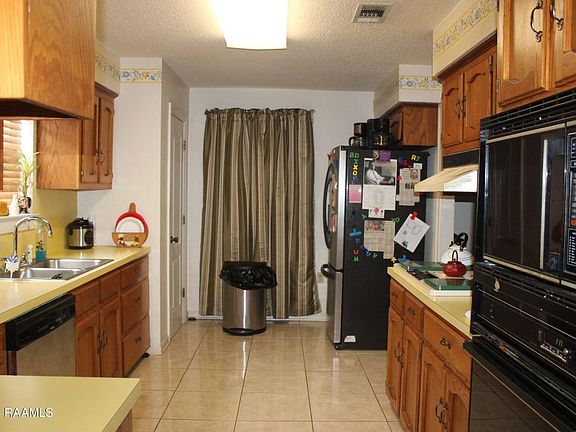 2nd image of 600 Carver Dr