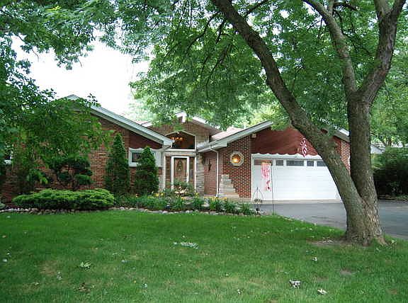 2nd image of 12533 Richard Ave