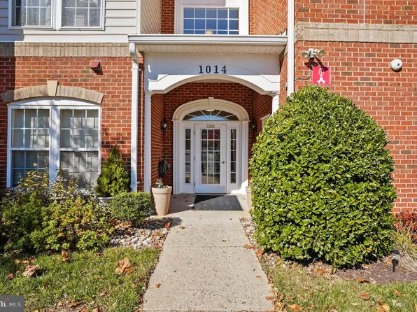 1014 Samantha Ln APT 102, Odenton, MD 21113