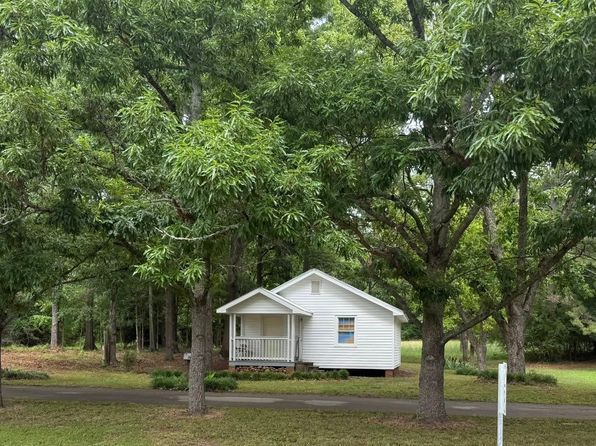 2164 Old Highway 11