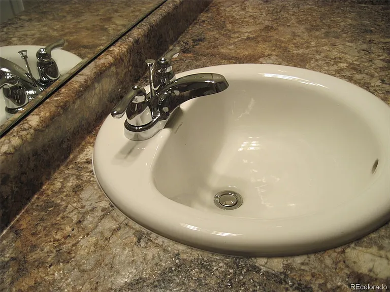 7724 Sand Lake Hts — Photo 28