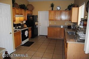 2nd image of 2332 W Sunset Bluffs Pl
