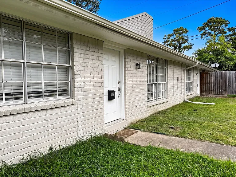 9332 Derrik Dr — Photo 19