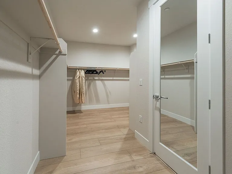 1342 Wheeler Peak Ct — Photo 30