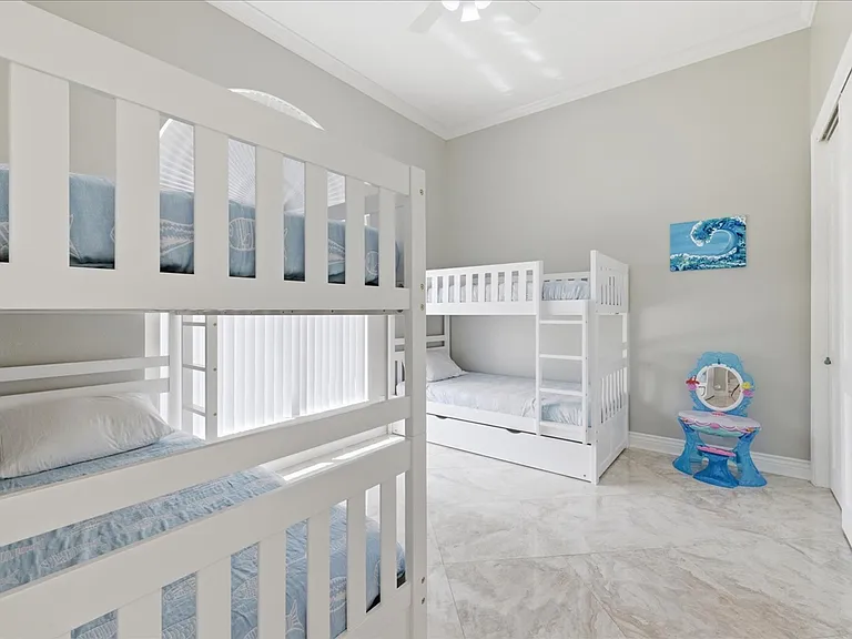 2371 Coral Point Dr — Photo 41