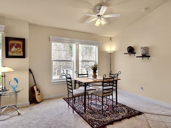 4th image of 10515 221st Ln NE Unit 204