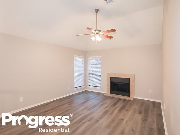5th image of 1396 Mimosa Ln