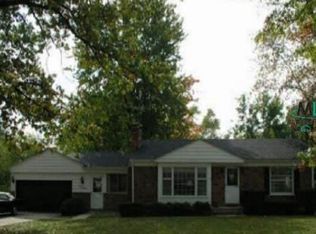 331 N Elmhill Rd, Rochester, MI 48306