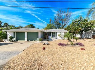 139 Crescent Dr, Anna Maria, FL 34216