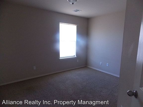 4th image of 11412 NW 9th Ter