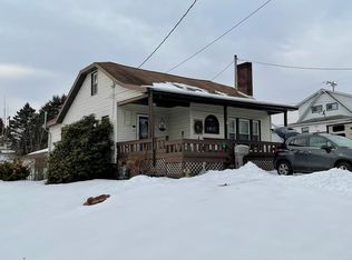 18 Shuffstall St, Franklin, PA 16323