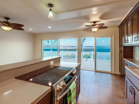 3rd image of 3997 Crown Point Dr Unit 33