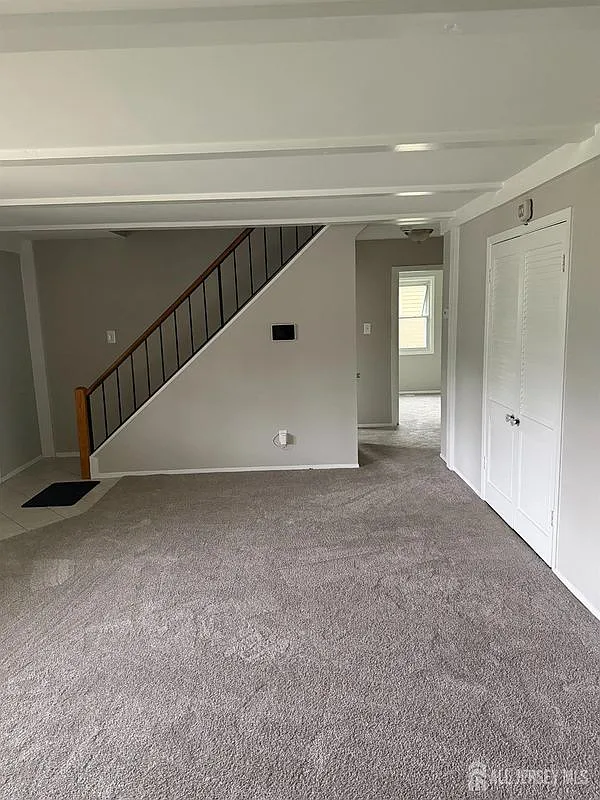 4 bed, 2.0 bath, 1573 sqft, $3,100 — Photo 2