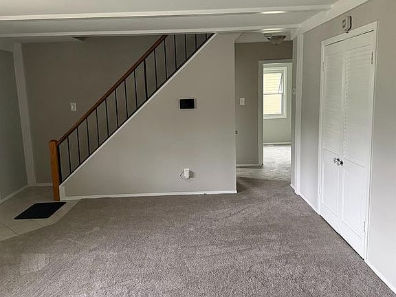 2nd image of 111 Edge Ln