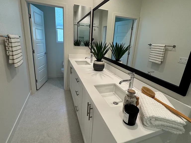 13895 Onyx Way — Photo 9