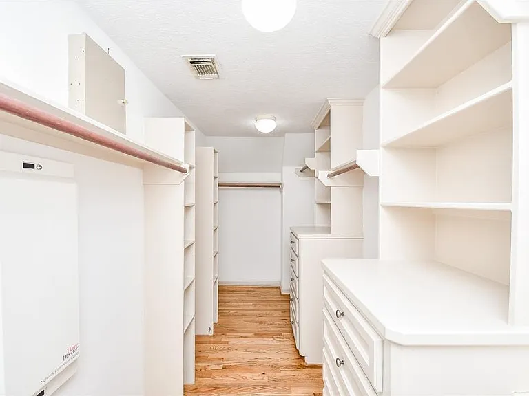 1515 Hyde Park Blvd #39 — Photo 23