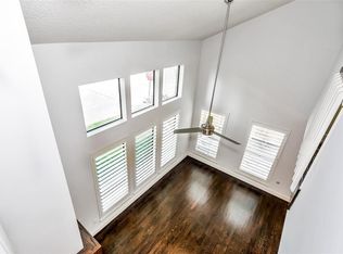 5615 Saint Paul St, Bellaire, TX 77401