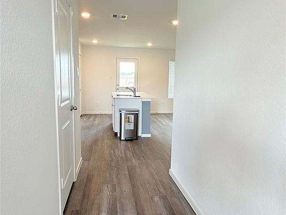 4th image of 18233 Descartes St