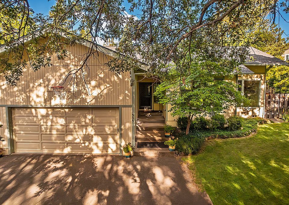 535 Grandview Drive - PM