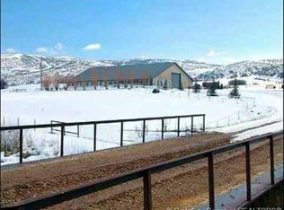 882 E Mossy Oaks Rd, Coalville, UT 84017