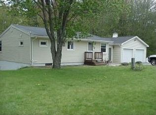 3 Meeks Rd, Kingston, NH 03848