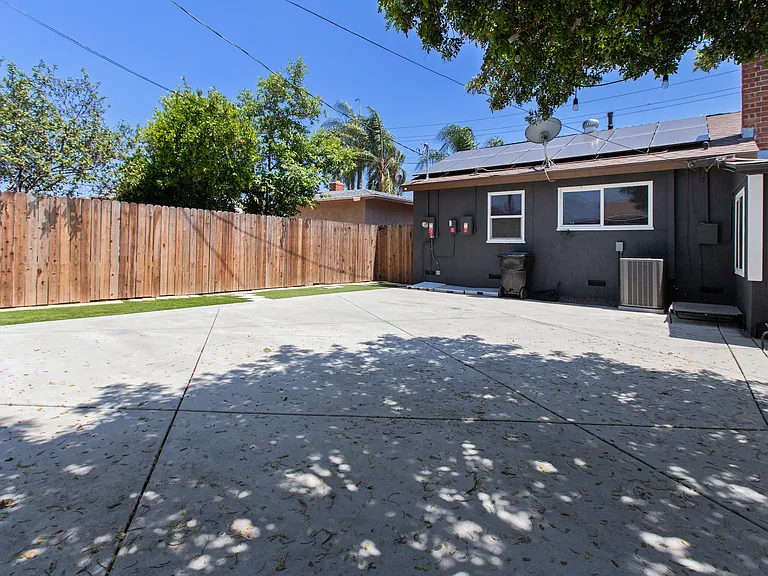 5576 Palo Verde St — Photo 32