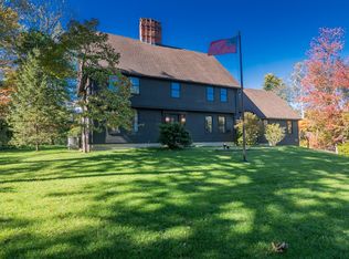 10 Sycamore Parc, South Hadley, MA 01075