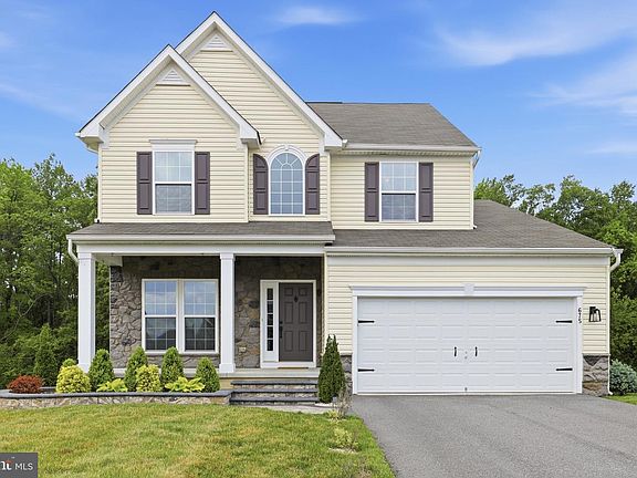 4th image of 675 Harvest Grove Trl
