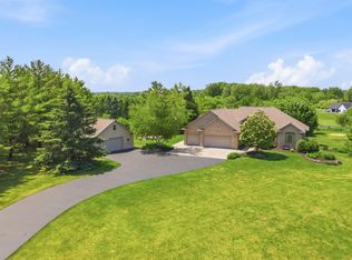 N983 Fox Springs Dr, Greenville, WI 54942