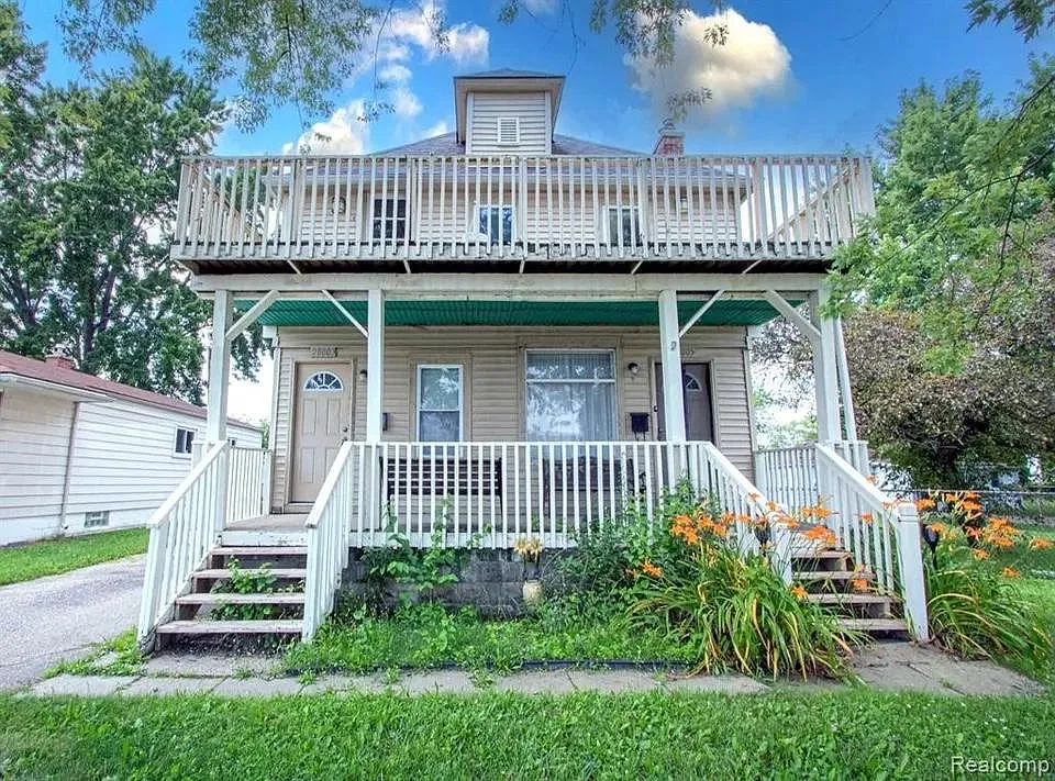 28803 Waverly St — Photo 4