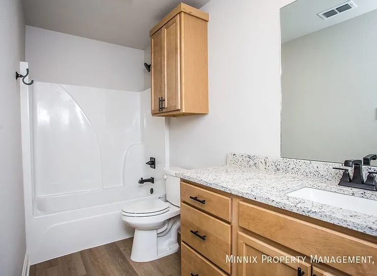 2550 137th St — Photo 23