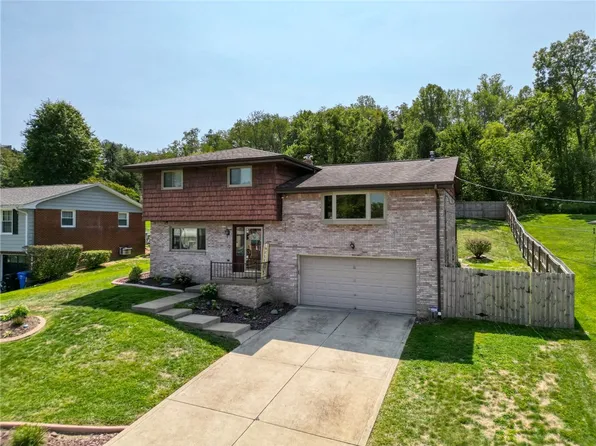 11468 Drop Rd, North Huntingdon, PA 15642