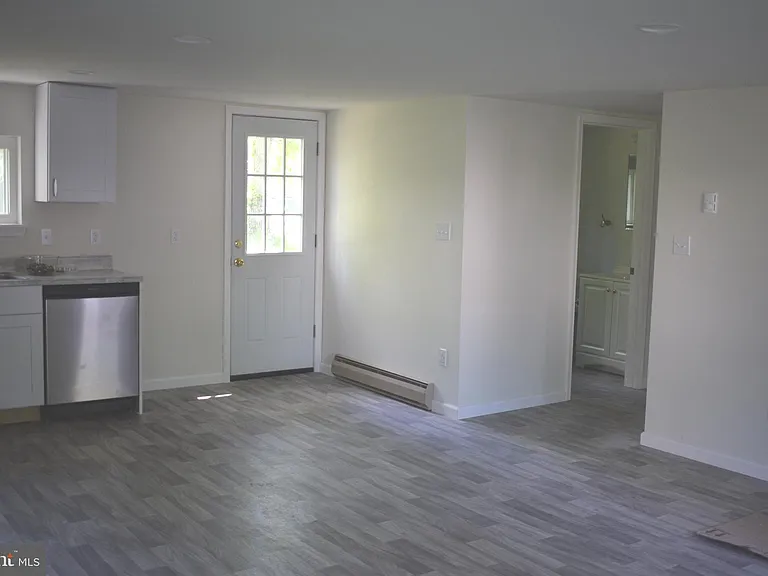 2101 Hill Rd #10 — Photo 8